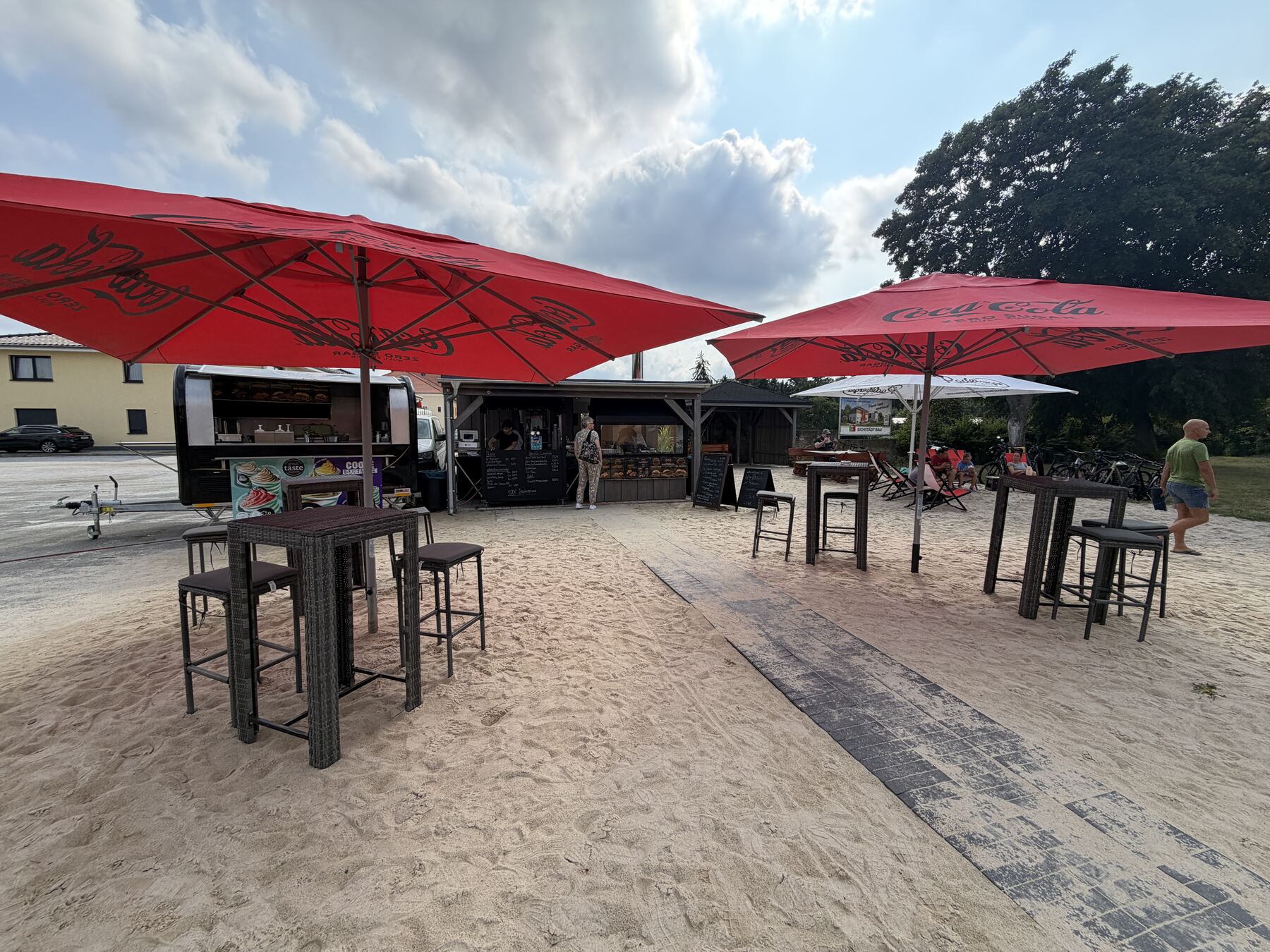 Ufer Grill am Strand